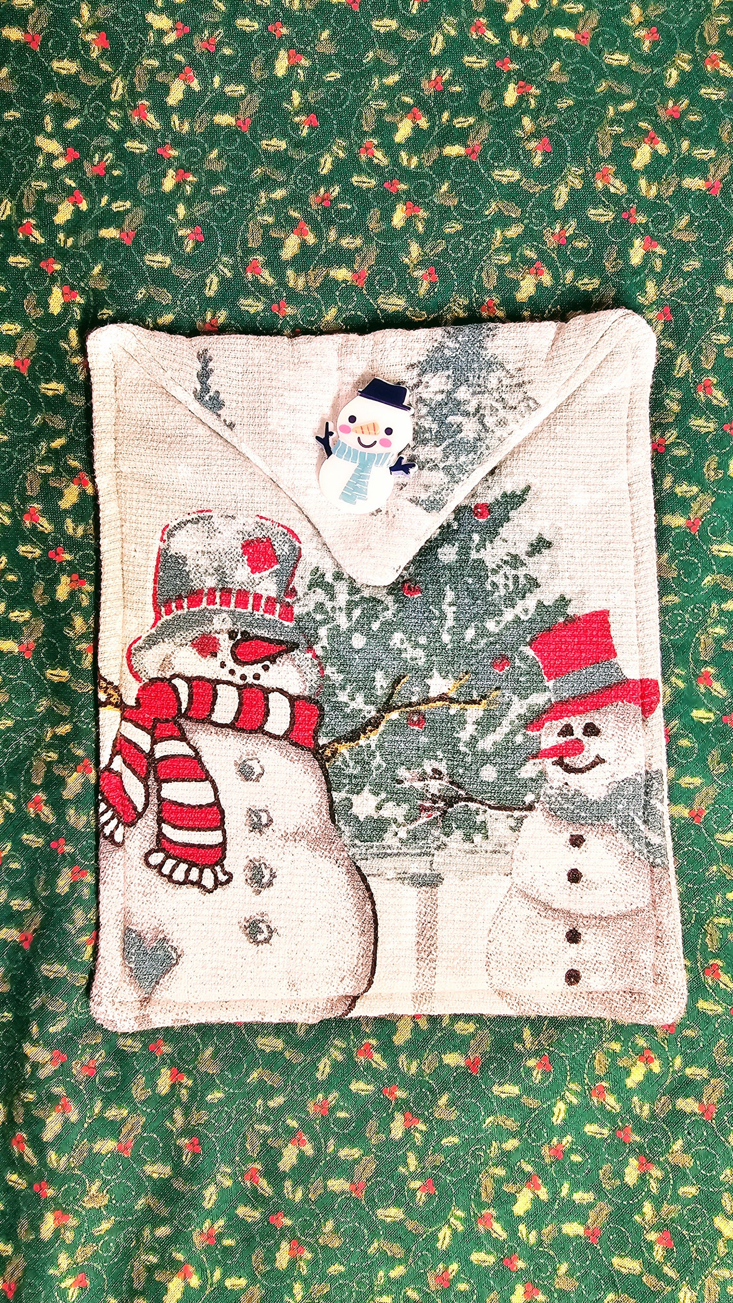 Snowman And Snowladies Love Alaska Apron By Artful Kitchen Wear